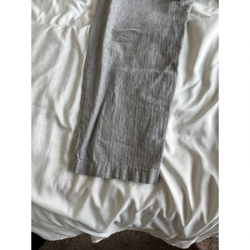 Banana‎ Republic Men's Light Gray Mason Chino Pant. Size 31x30.